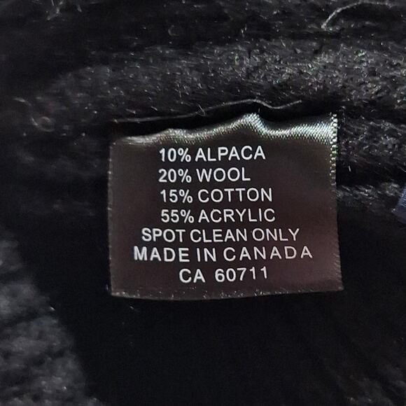 NWT Norla Canada Alpaca Wool Pom Beanie Anthropologie OS Black Winter Outdoor - Picture 8 of 8